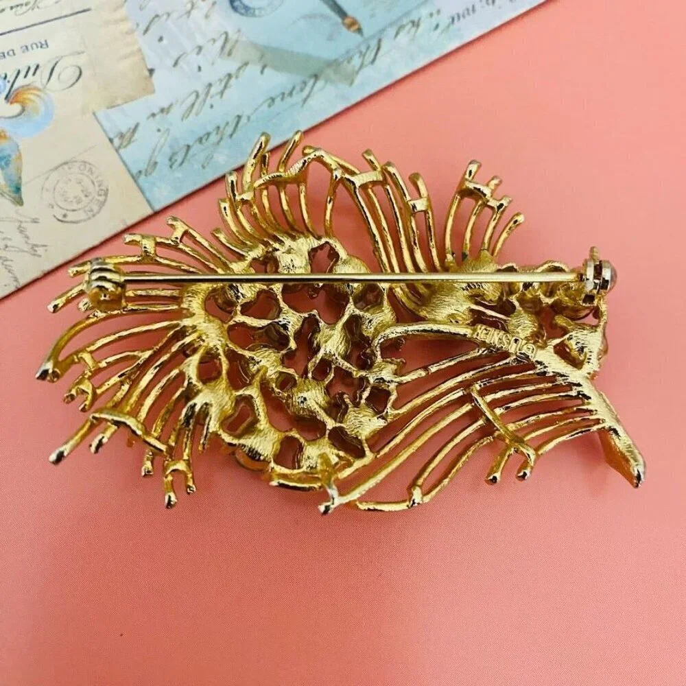 Vintage Lisner Green Crystal Gold-Tone Floral Brooch